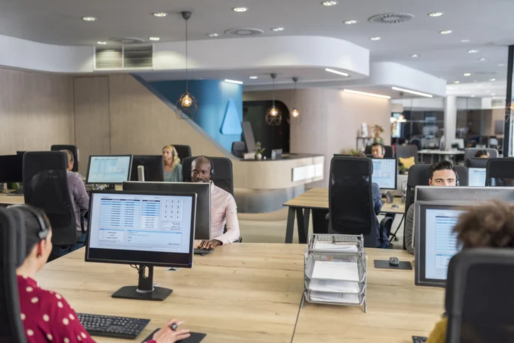 centre-service-partages-travailleurs